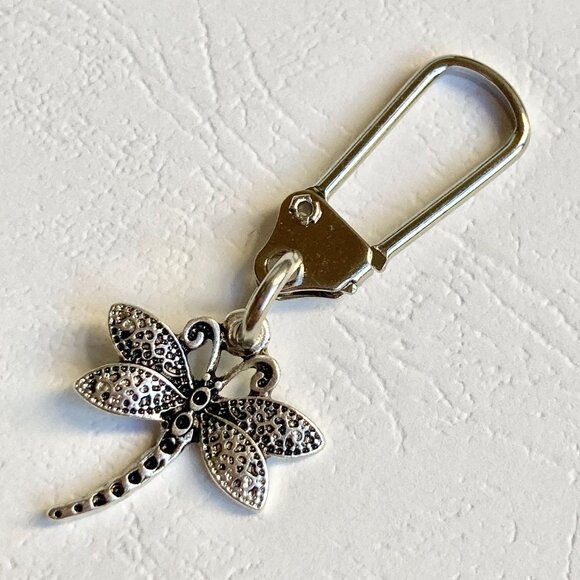 Dragonfly Keychain Zipper Pull Purse Bag Charm Backpack Silver Plated Insect Bug - Picture 4 of 9